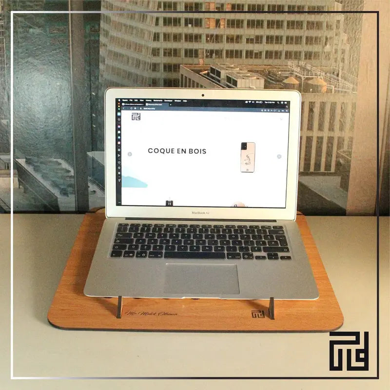 Support PC en bois (aération + confort)
